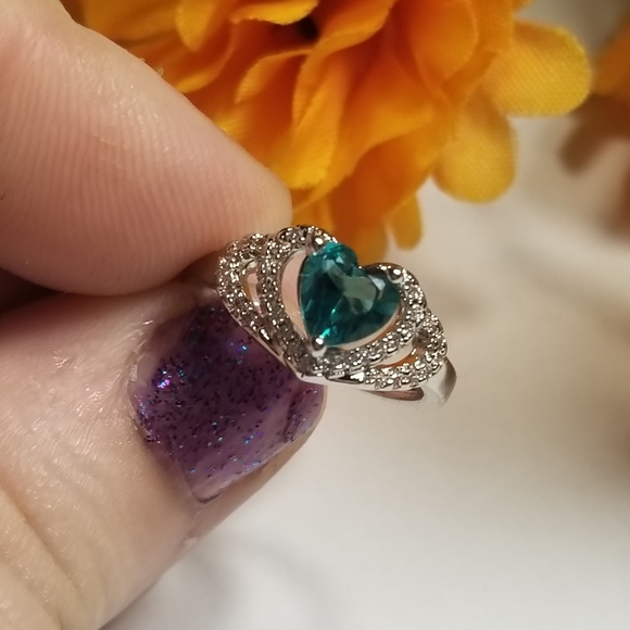 Pretty 925 Green Zircon Ring - Picture 8 of 8